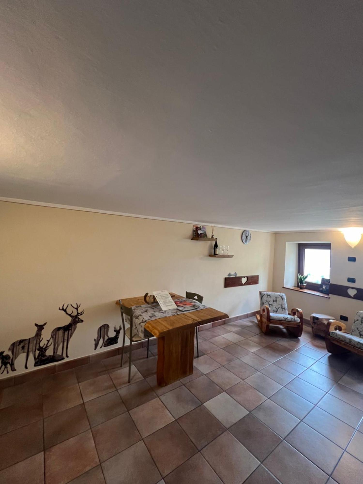 Profumo Di Legno Apartment Aosta Ngoại thất bức ảnh